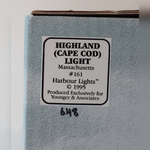 HARBOUR LIGHTS Lighthouse Figurine CAPE COD #161 Art